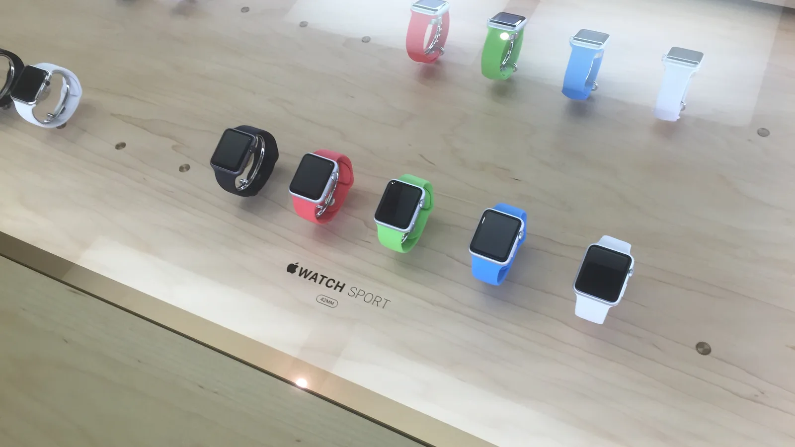 The Best Wearable Fitness Tech of 2026: Smartwatches, Rings, and Recovery Gadgets