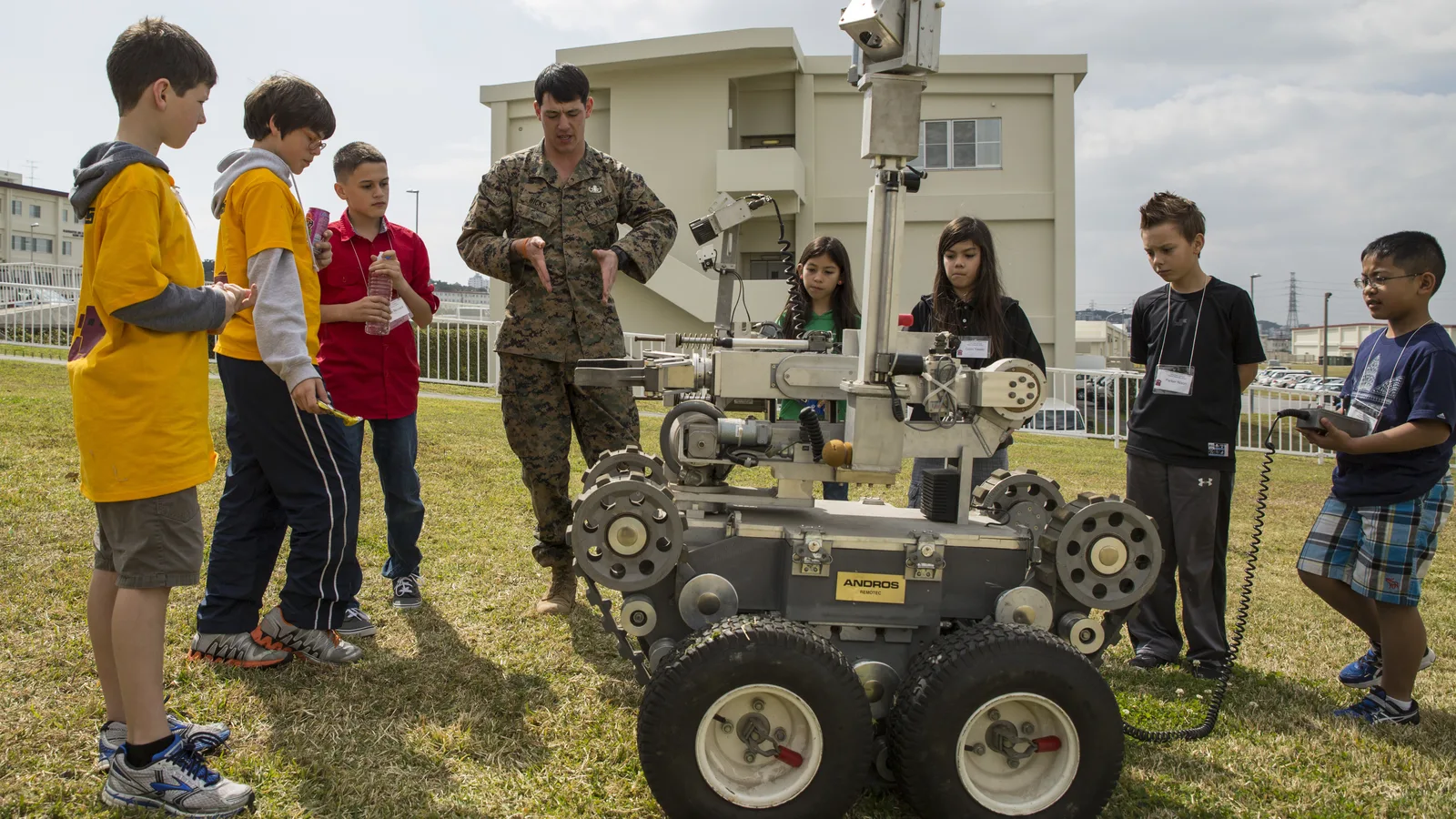 Best Robotics Kits for Kids in 2026: A Parent's Buying Guide